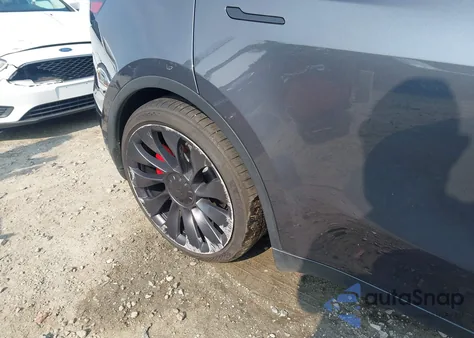 2023 Tesla Model Y Performance Dual Motor All-Wheel Drive из США, поврежденный, VIN 7SAYGDEF6PF872801